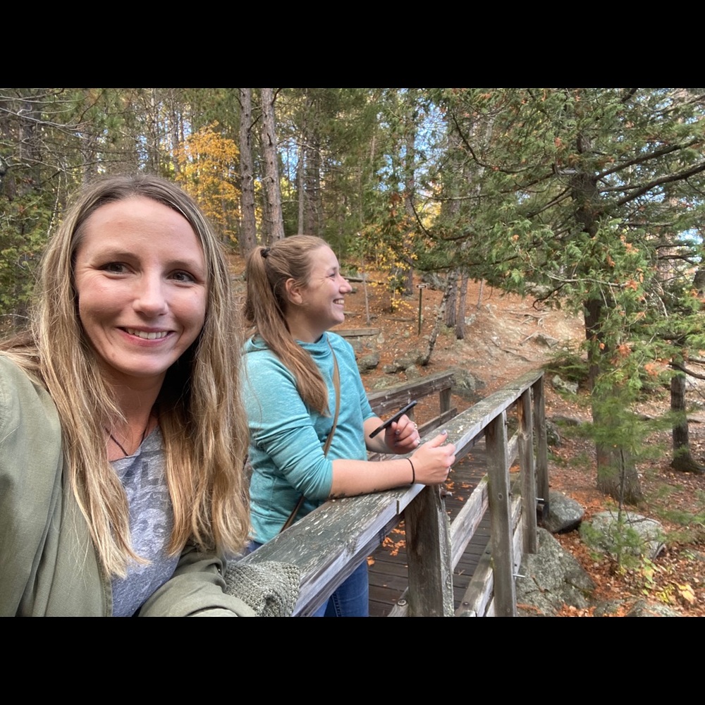 Meet your Posher, Casey